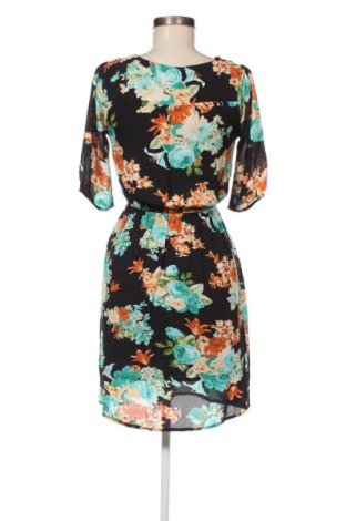 Sukienka Banana Republic, Rozmiar M, Kolor Kolorowy, Cena 268,99 zł