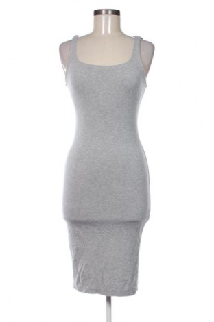 Šaty  Bershka, Velikost M, Barva Šedá, Cena  299,00 Kč