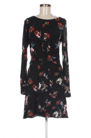 Sukienka Bershka, Rozmiar L, Kolor Kolorowy, Cena 95,99 zł