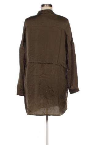 Sukienka Boohoo, Rozmiar M, Kolor Zielony, Cena 157,99 zł
