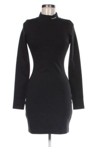 Rochie Calvin Klein Jeans, Mărime S, Culoare Negru, Preț 534,99 Lei