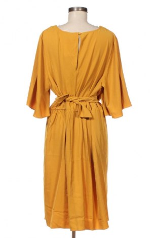 Kleid City Chic, Größe M, Farbe Gelb, Preis 40,99 €