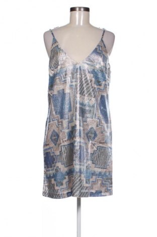Рокля Desigual, Размер XXL, Цвят Многоцветен, Цена 186,96 лв.