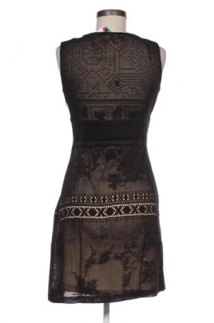 Sukienka Desigual, Rozmiar M, Kolor Czarny, Cena 384,99 zł