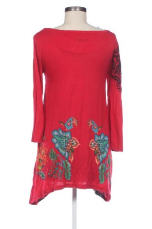 Рокля Desigual, Размер S, Цвят Многоцветен, Цена 82,00 лв.