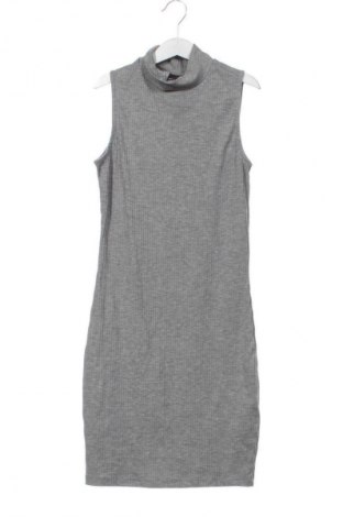 Kleid Gina Tricot, Größe XS, Farbe Grau, Preis € 11,99