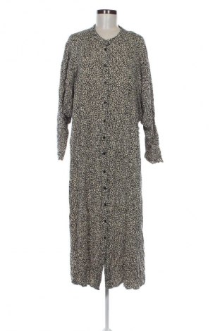 Рокля H&M, Размер XXL, Цвят Многоцветен, Цена 48,99 лв.