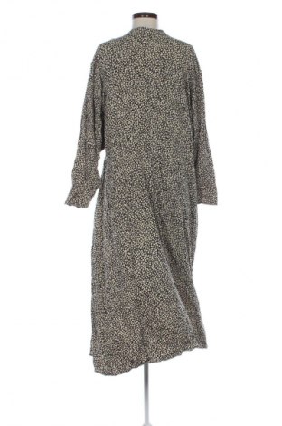 Рокля H&M, Размер XXL, Цвят Многоцветен, Цена 48,99 лв.