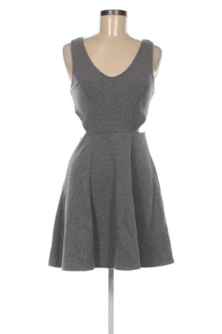 Kleid H&M, Größe M, Farbe Grau, Preis 14,83 €
