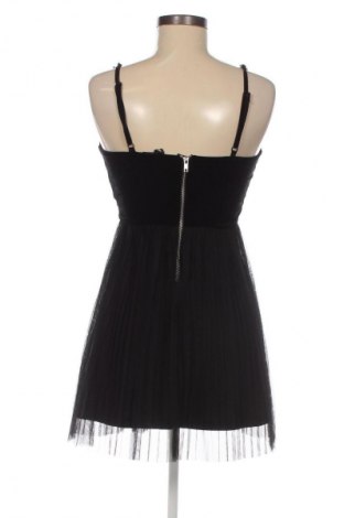 Šaty  H&M Conscious Collection, Velikost S, Barva Černá, Cena  367,00 Kč