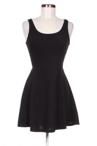 Kleid H&M Divided, Größe S, Farbe Schwarz, Preis 14,83 €