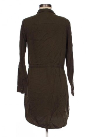 Kleid House, Größe M, Farbe Grün, Preis € 24,57