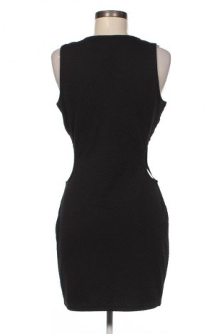 Sukienka Lyla & Co, Rozmiar M, Kolor Czarny, Cena 157,99 zł
