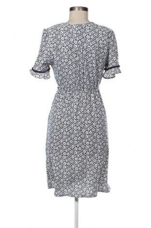Kleid Monteau, Größe M, Farbe Mehrfarbig, Preis 17,99 €