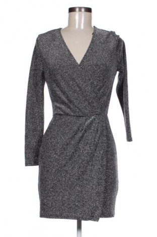 Sukienka New Look, Rozmiar M, Kolor Srebrzysty, Cena 35,99 zł