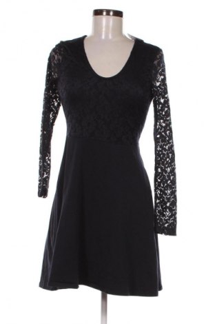 Kleid ONLY, Größe M, Farbe Blau, Preis 18,99 €
