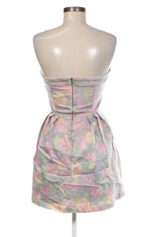 Kleid P2, Größe M, Farbe Mehrfarbig, Preis 19,99 €