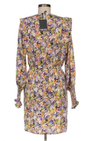 Kleid Pieces, Größe M, Farbe Mehrfarbig, Preis 42,99 €