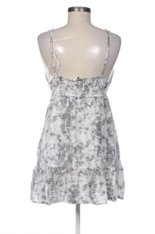 Šaty  Pull&Bear, Veľkosť XL, Farba Viacfarebná, Cena  14,95 €