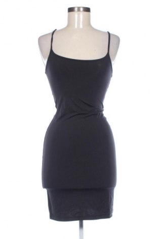 Kleid Review, Größe S, Farbe Schwarz, Preis 74,99 €