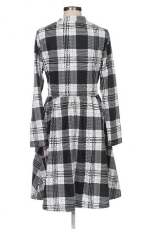 Sukienka SHEIN, Rozmiar XL, Kolor Kolorowy, Cena 95,99 zł