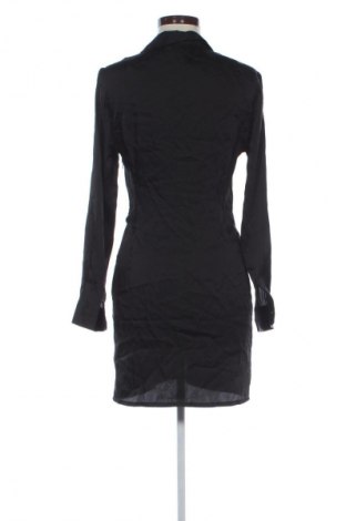 Φόρεμα Stradivarius, Μέγεθος M, Χρώμα Μαύρο, Τιμή 30,99 €