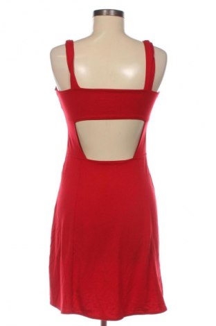 Sukienka Stradivarius, Rozmiar M, Kolor Czerwony, Cena 53,99 zł
