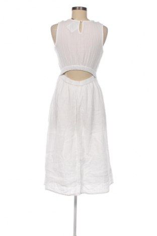 Kleid Stradivarius, Größe M, Farbe Ecru, Preis € 11,99
