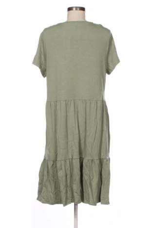 Kleid Target, Größe L, Farbe Grün, Preis 21,99 €