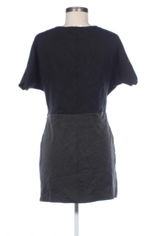 Sukienka Tezenis, Rozmiar M, Kolor Czarny, Cena 95,99 zł