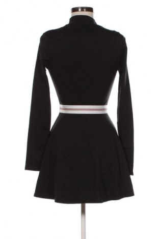 Rochie Tommy Jeans, Mărime S, Culoare Negru, Preț 534,99 Lei