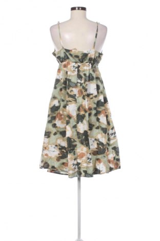 Šaty  Vero Moda, Velikost M, Barva Vícebarevné, Cena  999,00 Kč