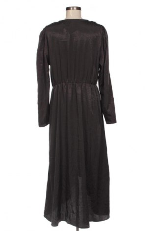 Sukienka Vero Moda, Rozmiar XL, Kolor Szary, Cena 111,99 zł