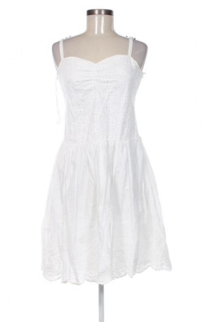 Kleid Yessica, Größe M, Farbe Weiß, Preis € 24,00