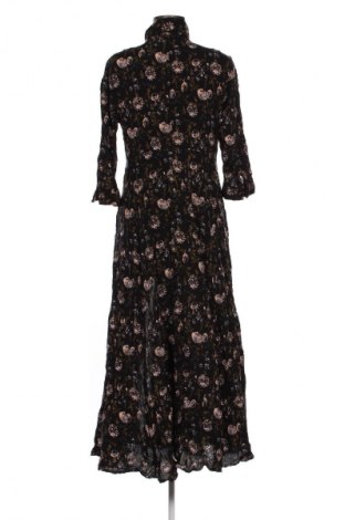 Kleid Zara, Größe XL, Farbe Mehrfarbig, Preis 23,99 €