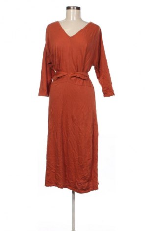 Рокля Zara, Размер S, Цвят Кафяв, Цена 35,99 лв.
