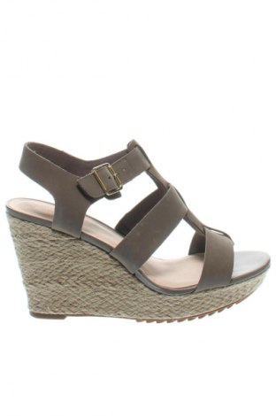 Σανδάλια Clarks, Μέγεθος 41, Χρώμα Γκρί, Τιμή 89,68 €