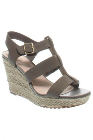 Σανδάλια Clarks, Μέγεθος 41, Χρώμα Γκρί, Τιμή 89,68 €