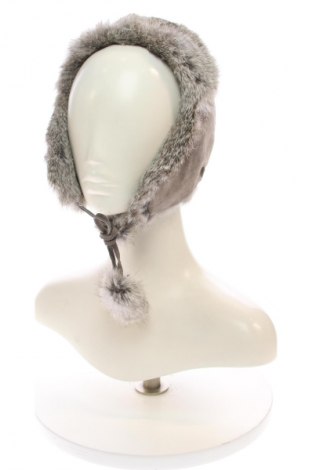 Mütze Kara, Farbe Silber, Preis € 7,99