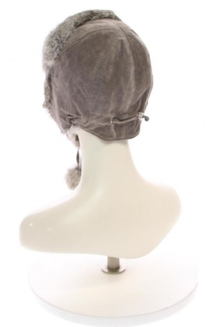 Mütze Kara, Farbe Silber, Preis € 7,99