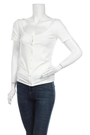 Дамска блуза Minimum, Размер S, Цвят Бял, 65% вискоза, 30% полиестер, 5% еластан, Цена 58,80 лв.