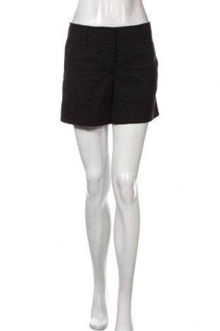 Дамски къс панталон H&M, Размер M, Цвят Черен, 73% полиестер, 27% вискоза, Цена 10,08 лв.