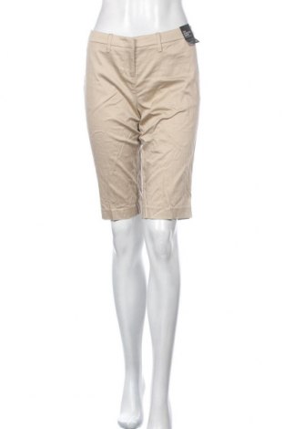 Дамски къс панталон New York & Company, Размер S, Цвят Бежов, 97% памук, 3% еластан, Цена 8,82 лв.