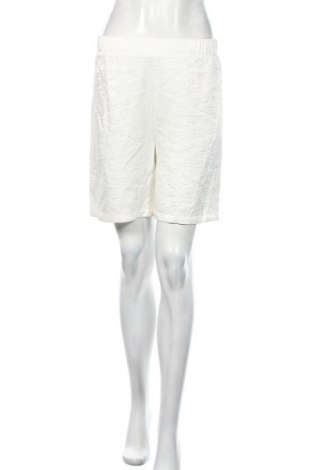 Дамски къс панталон Vila, Размер S, Цвят Бял, Цена 64,00 лв.