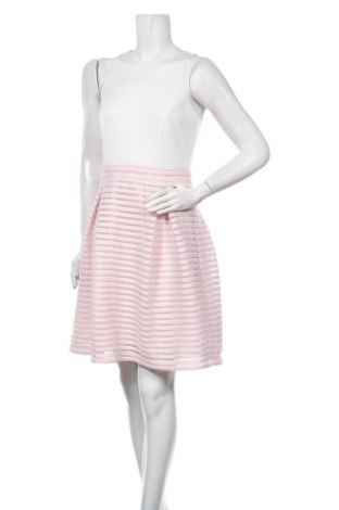 Kleid Swing, Größe M, Farbe Weiß, 92% Polyester, 8% Elastan, Preis 37,71 €