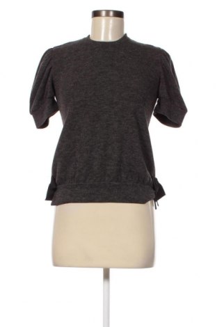 Дамска блуза Regalinas, Размер S, Цвят Сив, Цена 3,90 лв.