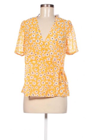 Дамска блуза Selected Femme, Размер XS, Цвят Жълт, Цена 9,02 лв.