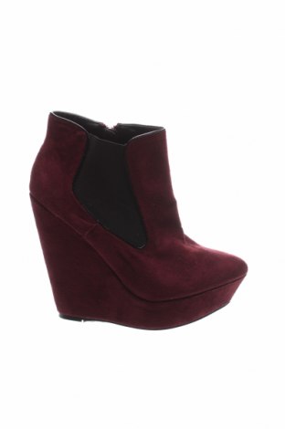 Damskie botki Dorothy Perkins, Rozmiar 37, Kolor Czerwony, Cena 58,11 zł