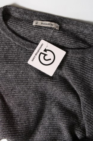 Дамски пуловер Pull&Bear, Размер M, Цвят Сив, Цена 5,80 лв.