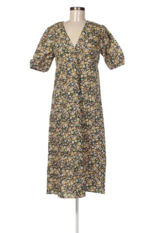 Kleid VILA, Größe M, Farbe Mehrfarbig, Preis € 8,07